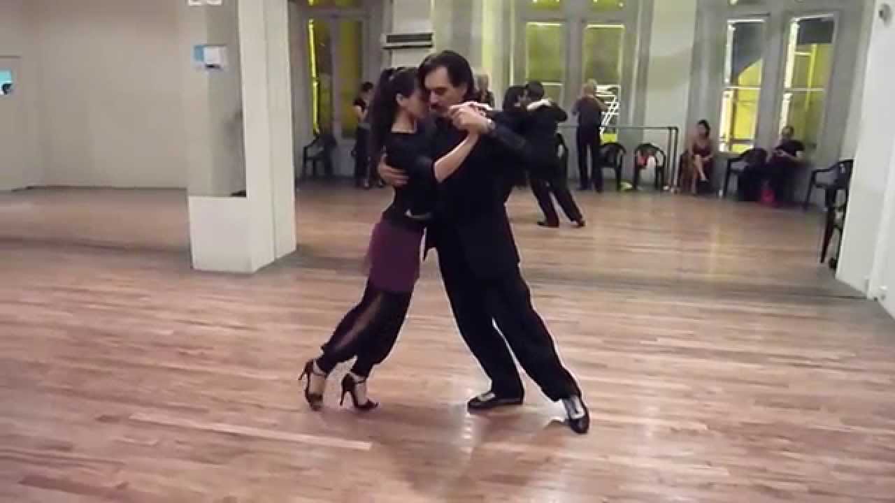 Video thumbnail for 25.03.2011 Tango, Paula Franciotti & Orlando Scarpelli Escuela Argentina de Tango Viamonte 525