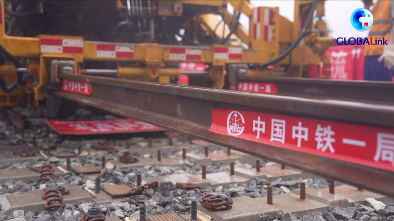 Tajuk Xinhua : Rel Kereta Api Hubungkan China dan Laos, Ukir Jalur Internasional Baru