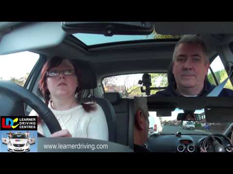 Nikki's 7th driving lesson - 9 Roundabouts