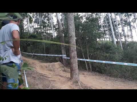 - Sul brasileiro de downhill 2019 - Tombo no gap da pedra