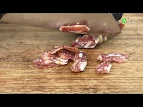 Kiełbasa Palcówka krojona na desce - Bastion Smaku