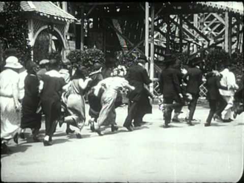 Erik Satie/René Clair: Entr'Acte (1924)