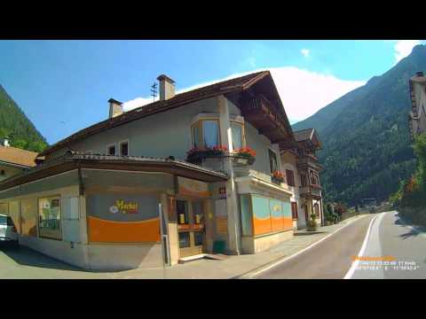 I: Franzensfeste. Fortezza. Trentino-Südtirol. Ortsdurchfahrt. Juni 2017