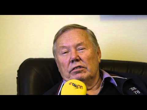 Bert Karlsson stämmer kommunen på en miljon