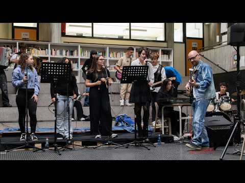 Stefano Forcella dei Modà incontra la band dell'Istituto Turoldo - 07 maggio 2026