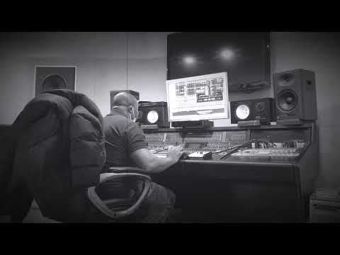 10 minute mixing with a Multi-Platinum/Grammy Award Winning Engineer
