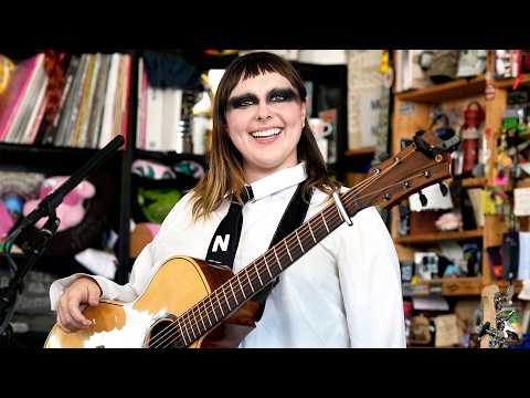 Annie DiRusso: Tiny Desk Concert