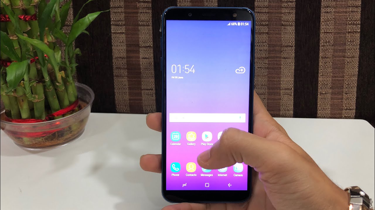 Samsung Galaxy J6 (2018) Unboxing & Overview