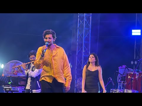 Rabba Mehar kari Live by Darshan Raval.        