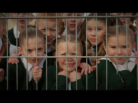 Matilda the Musical (Cover) performed by Ungleikhúsið