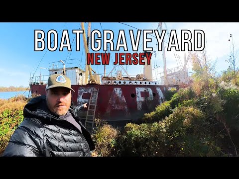 Urban Kayaking Adventure | Exploring an Abandoned Boat Graveyard in Camden, NJ