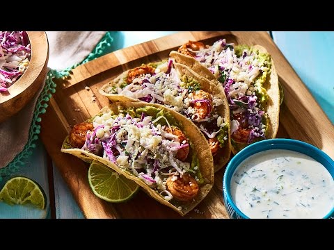 Tacos de Camarón con Salsa de Cilantro y Limón