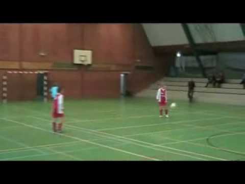 Derde speeldag van HZVV D3 en D4 in de zaal (VVAK D1 - HZVV D4)