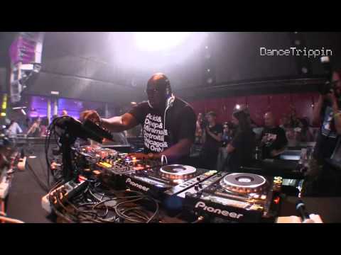 Giuseppe Favia - Techno Trumpet [played by Carl Cox]