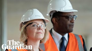 Liz Truss twice refuses to say she has confidence in Kwasi Kwarteng