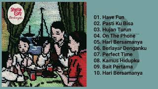 Download lagu Sheila On 7 - Berlayar (Full Album & HQ Audio) mp3 Download lagu Sheila On 7 - Berlayar (Full Album & HQ Audio) mp3