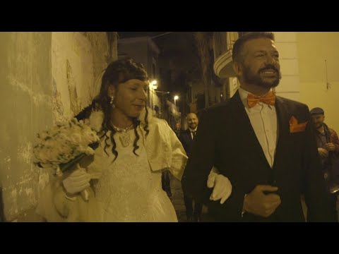 Napoli, le nozze "senza senso" dei femminielli: "Nonostante tutto siamo ancora qui"