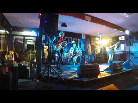 Live at the Seavwiew Tavern Woolgoolga