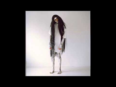 Kalawila - Pluto får sparken