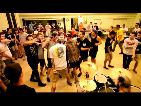 Wrong Answer - The World is Empty [Live in Kemptville, August 7, 2011]