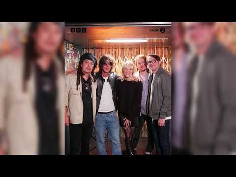 Richard Ashcroft - All Along the Watchtower (COVER / Bob Dylan / Jo Whiley Sofa Session, 09/10/2025)