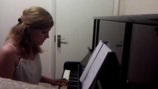 Liz - Close to you (by Michael Prins)