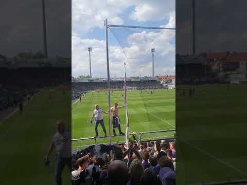 Wir steigen auf! 💜 | VfL Osnabrück