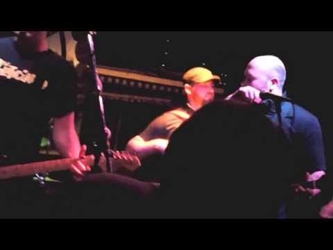 THE KILLIGANS - Hit the Deck / Lullaby LIVE 2013