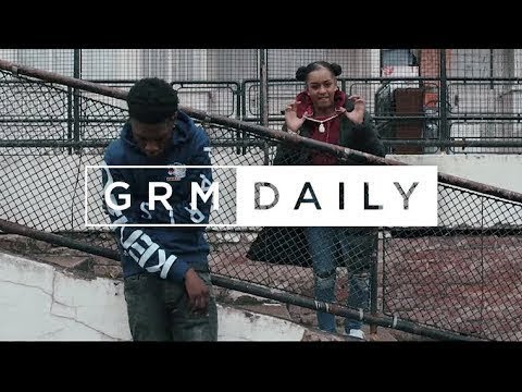 She Moving - Mulla Stackz X Paigey Cakey Lyrics ( REMIX )