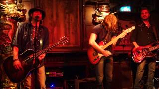 Micky &amp; The Motorcars - Love is Where I Left It