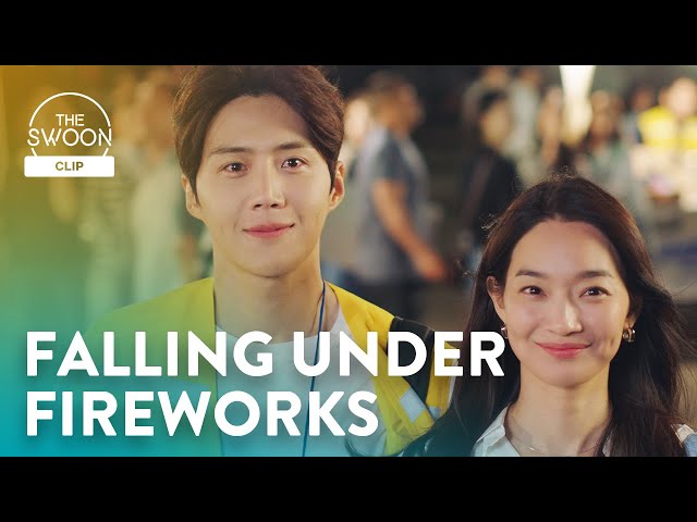 Kim Seon-ho falls into the arms of a potential love rival | Hometown Cha-Cha-Cha Ep 6 [ENG SUB]