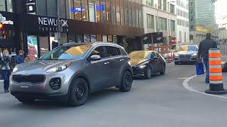 Download Lagu Sunday Walk, October 24,2021, Montreal City, Quebec, Canada Thumbnail