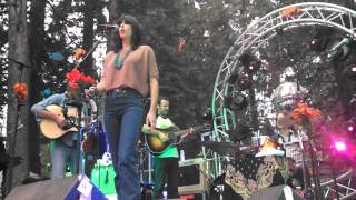 Nicki Bluhm and The Gramblers- Hey Stranger@Guitarfish Festival