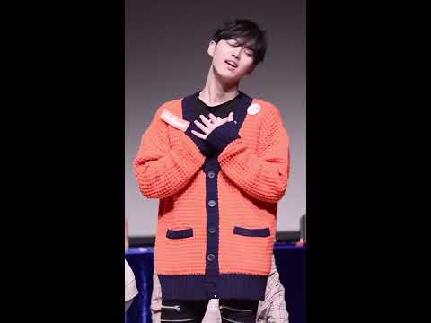 180409 펜타곤(PENTAGON) 핫트랙스 잠실점 팬사인회 :: OFF-ROAD (ver. 홍석 HONG SEOK)