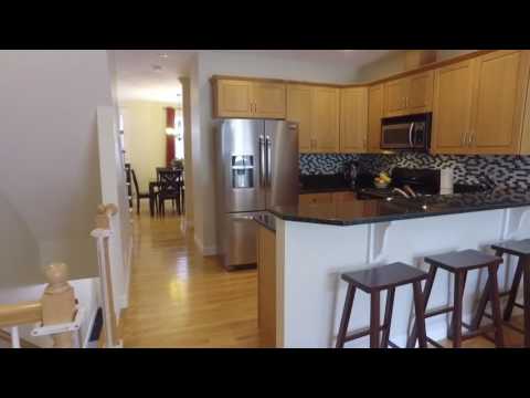 894 Main St, Unit 14, Wakefield MA - Deb Agliano - Tel 781-608-4692