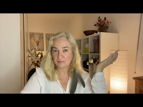 Queen Elizabeth II / My visit to the 4th Dimension