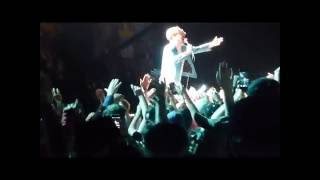 Kaiser Chiefs-Everything Is Average Nowadays-Live At V Festival-21/8/2016
