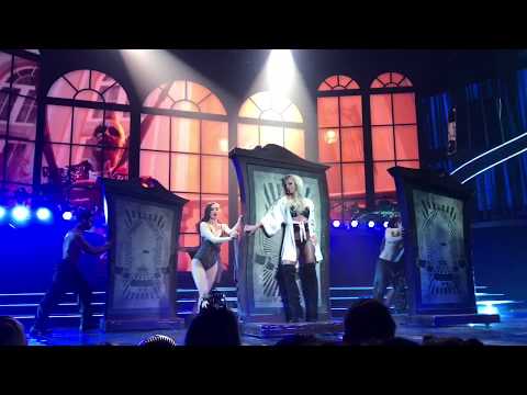 Slumber Party (feat. Tinashe) – Britney Spears – 'Piece of Me' Vegas Jan 2017 (Pit view)