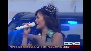AGNEZ MO - Godai Aku Lagi (Mitsubishi Launching Live 2012)
