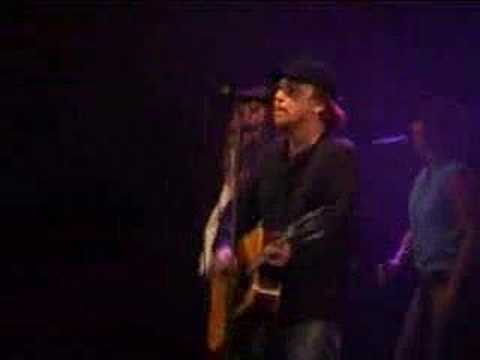 Lars Winnerbäck - Åt samma håll (Kalas 2003 Sthlm)