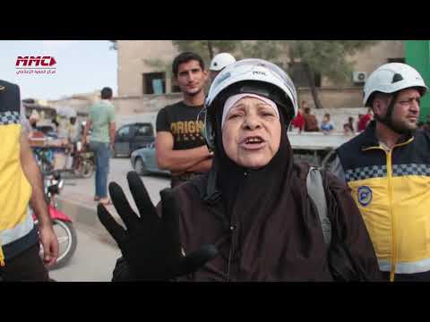 مظاهرة في مدينة معرة النعمان في ريف إدلب في جمعة "روسيا تقتلنا والدفاع المدني ينقذنا"