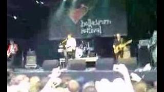 the dykeenies belladrum clean up your eyes