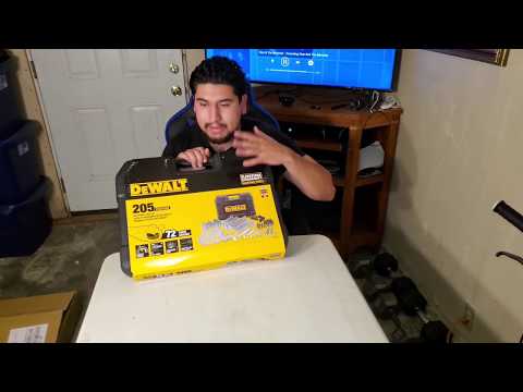 Dewalt 205 Piece Mechanic's Tool Set (Unboxing)