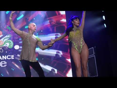 Rodrigo y Wendy ~ Aventura Dance Cruise 2019 ~ Worlds Largest Latin Dance Cruise