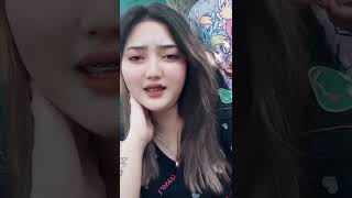 Download lagu Goyang Tiktok Hot Bigo Live Tante pemersatu bangsa hot mp3