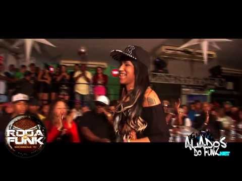 MC Britney :: Ao vivo e pela primeira vez na Roda de Funk ::