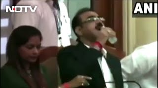 Watch: Mumbai Civic Official Accidentally Drinks Sanitiser Instead Of Water | DOWNLOAD THIS VIDEO IN MP3, M4A, WEBM, MP4, 3GP ETC