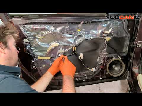 2012-2016 Subaru Impreza – Door Window Replacement