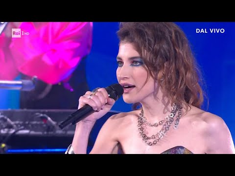 Cherry Bombs  cantano "Chimica" - The Band 06/05/2022