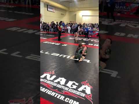 Vs Joseph Warren no gi